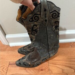 Stylish Brown Heeled Boots